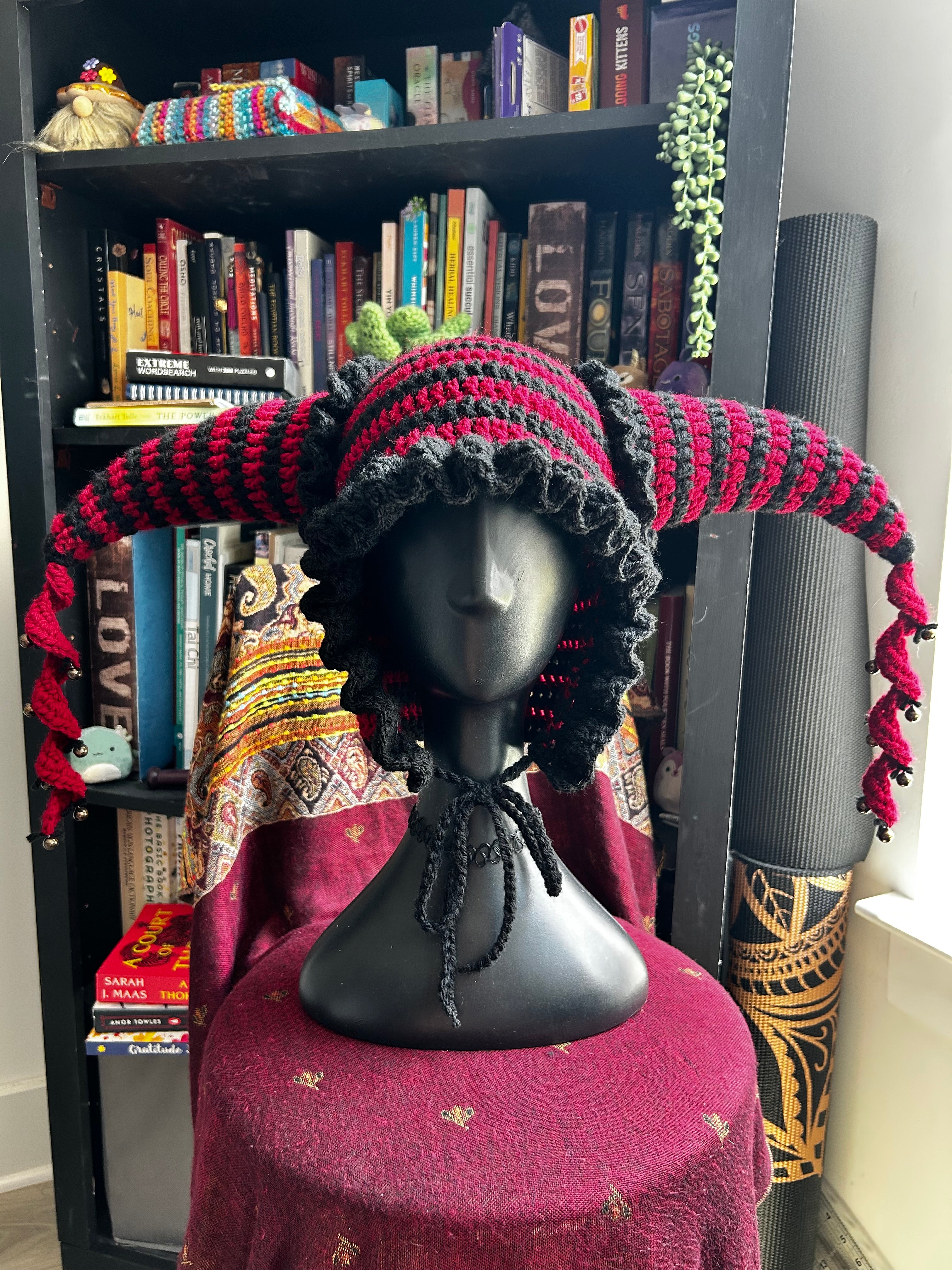 Crochet Jester Hat | Zigzag