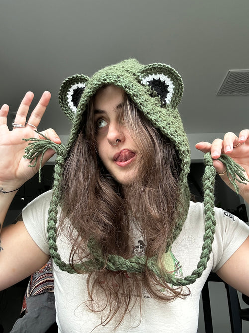 Crochet Frog Hood